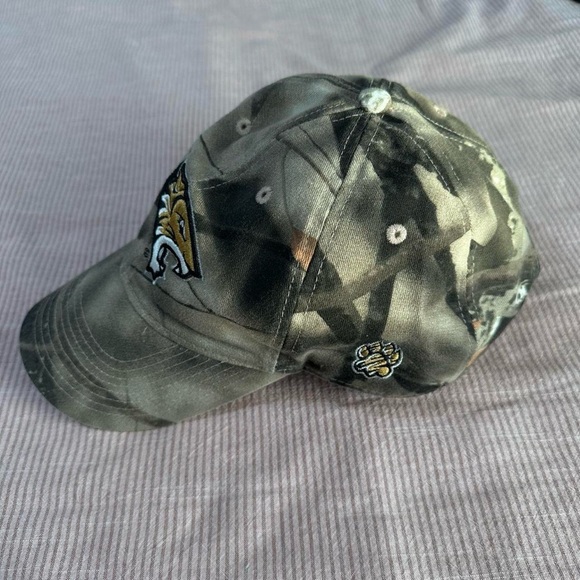 Towson University stick & leaf style camo hat - Picture 2 of 7